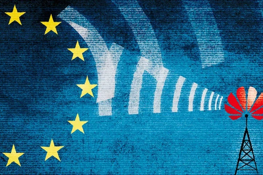 EU đã phải chịu áp lực rất lớn từ phía Tổng thống Mỹ Donald Trump trong việc cấm sử dụng thiết bị do Huawei sản xuất (ảnh: Nikkei Asian Review)