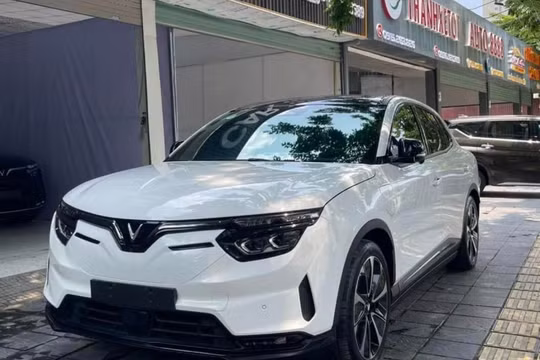 Ô tô "xanh" cũ ngày càng hút khách