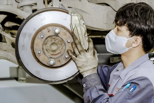 Bộ phận nào trên ô tô cần kiểm tra trước kỳ nghỉ lễ 2/9?