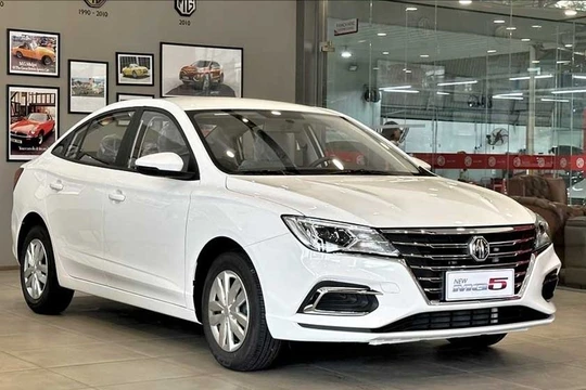 Có nên mua New MG5 MT làm xe dịch vụ?