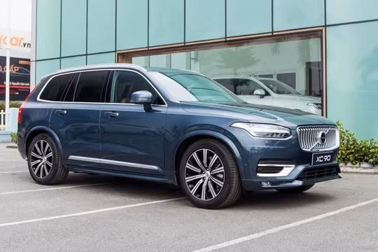 Xe Volvo nào có giá bán cao nhất tại Việt Nam?