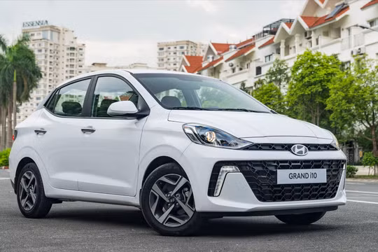 6 mẫu xe ra mắt thị trường Việt chỉ trong vòng 1 tháng