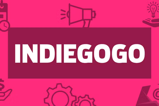 Indiegogo và Kickstarter là trang web gọi vốn cộng đồng nổi tiếng dành cho các dự án khởi nghiệp (Ảnh: Crowdcrux)