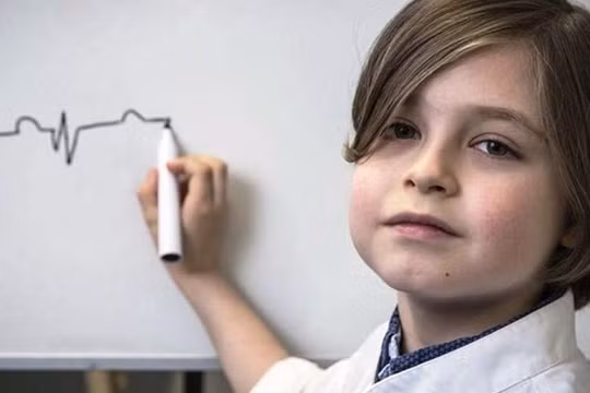 Laurent Simons - thiên tài vật lý 11 tuổi người Bỉ (Ảnh: Futurism)