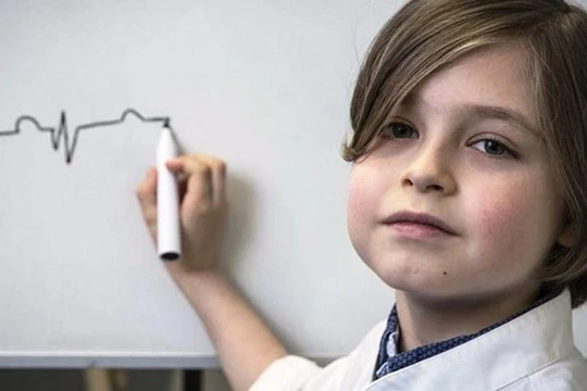 Laurent Simons - thiên tài vật lý 11 tuổi người Bỉ (Ảnh: Futurism)