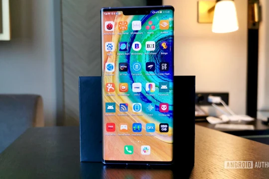 Huawei Mate 30 Pro (Ảnh: Android Authority)
