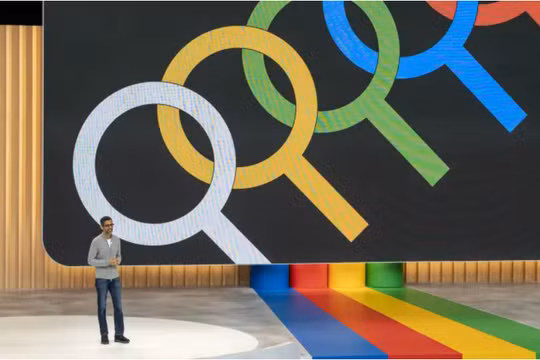 Hàng loạt các trang web nổi tiếng bày tỏ sự bức xúc khi Google tích hợp AI vào công cụ tìm kiếm (Ảnh: CNBC)