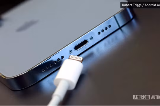 Xin đừng vứt bỏ những sợi cáp Lightning, thay vào đó hãy làm điều này để bảo vệ môi trường (Ảnh: Android Authority)