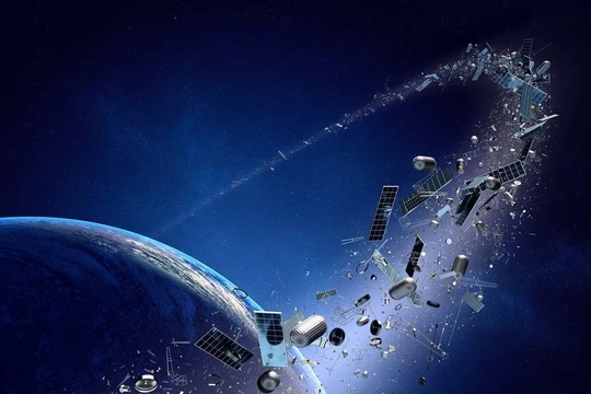 Rác thải vũ trụ là một bài toán "đau đầu" với các cơ quan hàng không vũ trụ trên thế giới (Ảnh: Independent)