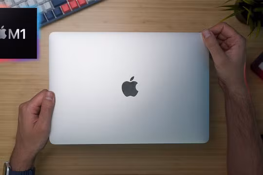 Macbook Air 2020 M1 (Ảnh: Youtube)