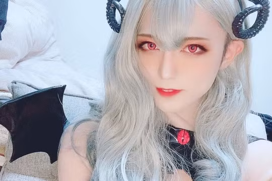 Nữ cosplayer nổi tiếng người Nhật Bản (Ảnh: Rei Dunois/Twitter)