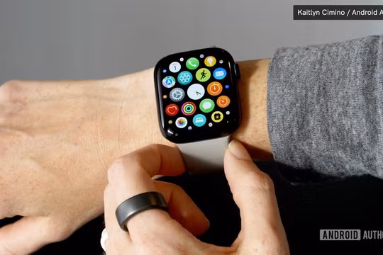 Nhẫn thông minh và đồng hồ thông minh: Bạn nên chọn mua loại nào? (Ảnh: Android Authority)