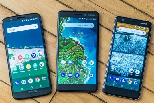 Những mẫu smartphone giá rẻ trên thị trường (Ảnh: Technobezz)