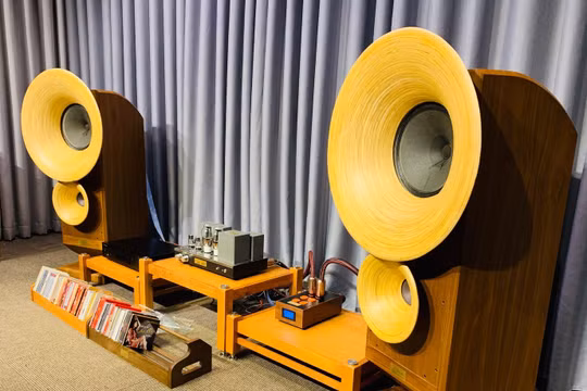 Đôi loa Hi end của Anh Khang Audio