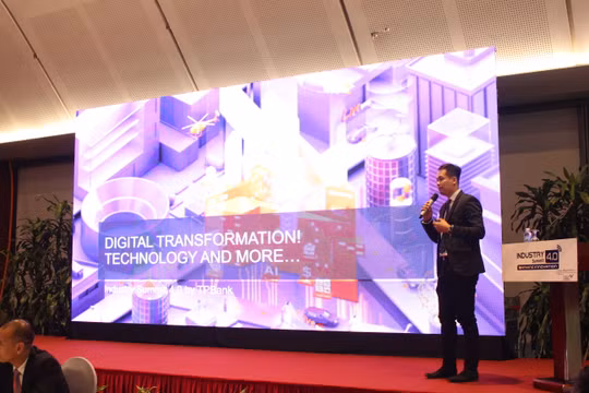 ông Trần Hoài Nam phát biểu tại phiên thảo luận chuyên đề Ngân hàng Số trong khuôn khổ Diễn đàn cấp cao về Công nghiệp 4.0