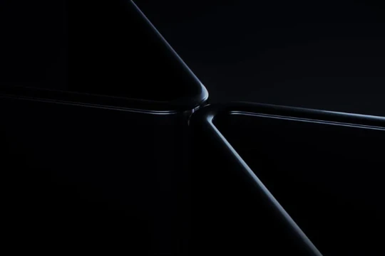 Không muốn bị bỏ lại, OnePlus sẽ cho ra mắt chiếc smartphone gập đầu tiên của hãng vào tháng 8 (Ảnh: Gizmochina)