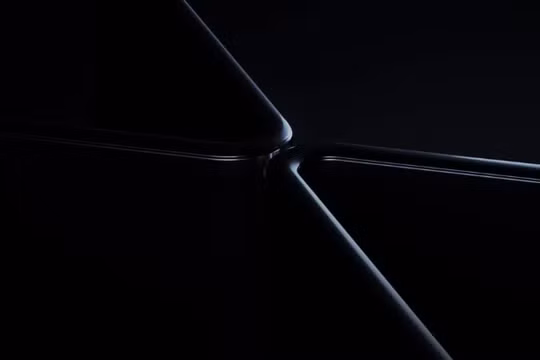 Không muốn bị bỏ lại, OnePlus sẽ cho ra mắt chiếc smartphone gập đầu tiên của hãng vào tháng 8 (Ảnh: Gizmochina)