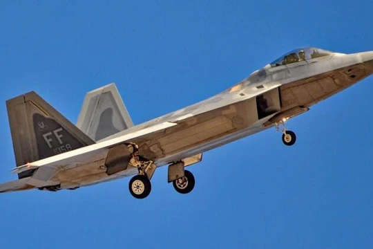 Đâu là lý do khiến Mỹ dự định cho tiêm kích F-22 "nghỉ hưu" sớm? (Ảnh: Military Watch Magzine)