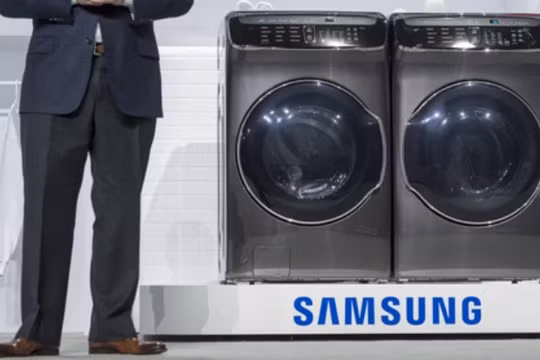 Người dùng bức xúc vì ứng dụng máy giặt của Samsung yêu cầu những quyền truy cập vô lý (Ảnh: Vice)