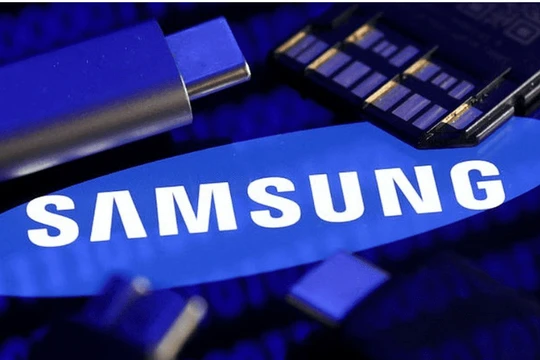 Bằng sáng chế mới nhất của Samsung tiết lộ mẫu smartphone mới có 4 chế độ độc đáo (Ảnh: Gizmochina)