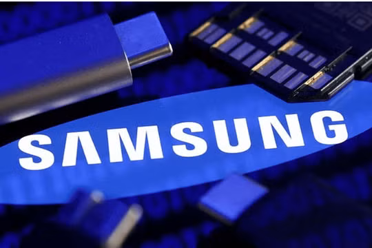 Bằng sáng chế mới nhất của Samsung tiết lộ mẫu smartphone mới có 4 chế độ độc đáo (Ảnh: Gizmochina)