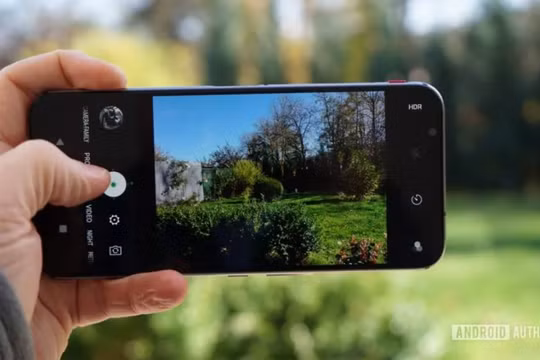 Qualcomm cho biết AI sẽ giúp ảnh chụp trên smartphone vượt qua máy ảnh DSLR (Ảnh: Android Authority)