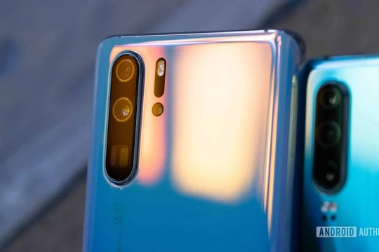 Nguồn: Nhiều khả năng dòng điện thoại mới của Huawei sẽ không được tích hợp các dịch vụ của Google (Ảnh: Android Authority)