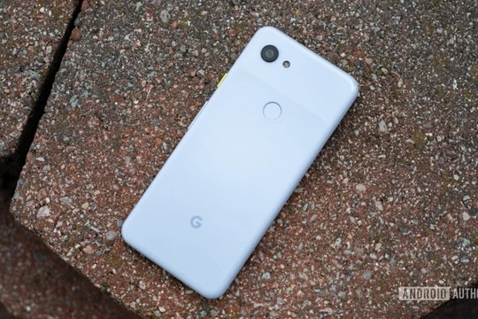 Google Pixel 3a (Ảnh: Android Authority)