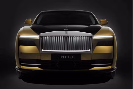 Rolls-Royce chính thức ra mắt mẫu xe điện đầu tiên (Ảnh: Gizmochina)