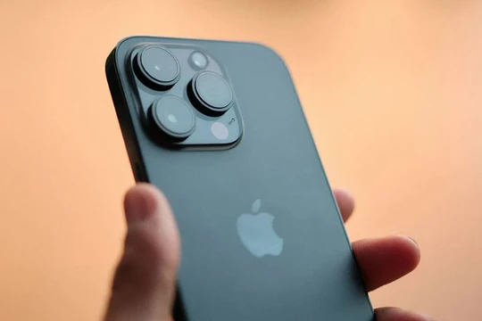 Điều tồi tệ gì đang xảy ra với cụm camera trên iPhone? (Ảnh: 9to5mac)