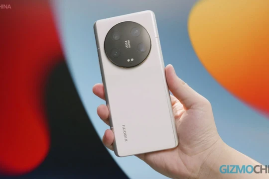 Người dùng phàn nàn vì chi phí sửa chữa và thay thế linh kiện của Xiaomi 13 Ultra quá đắt (Ảnh: Gizmochina)