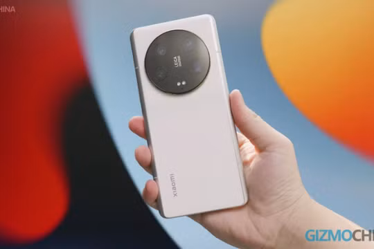 Người dùng phàn nàn vì chi phí sửa chữa và thay thế linh kiện của Xiaomi 13 Ultra quá đắt (Ảnh: Gizmochina)