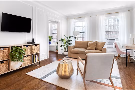 9 thiết bị điện tử đang âm thầm "ngốn" điện nhà bạn (Ảnh: How to Geek)