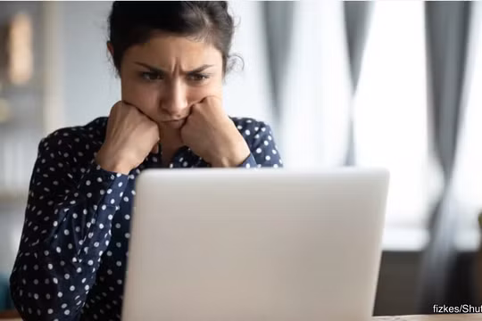 Cách hủy đăng ký, chặn các email spam (Ảnh: Slash Gear)