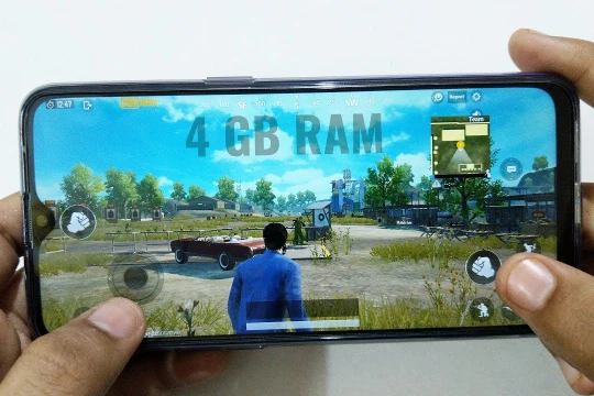 smartphone giá rẻ hiệu năng cao dưới 4 triệu đồng (Ảnh: Tech2Care)