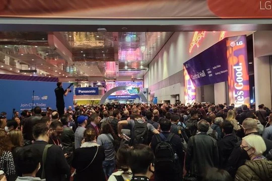 Hàn Quốc, Nhật Bản tranh giành vị trí dẫn đầu EV toàn cầu tại CES 2023 (Ảnh: Korea Times)