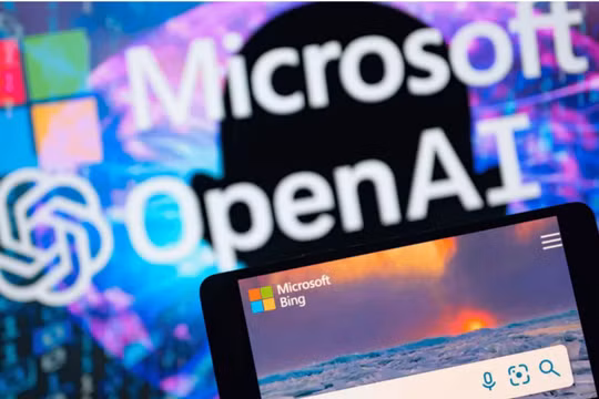 Với việc hợp tác với OpenAI, Microsoft tự tin cạnh tranh với Google (Ảnh: IE)