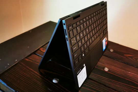 HP Envy X360 2020 (Ảnh: Tech Radar)