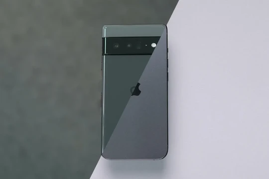 6 tính năng mới của iPhone 14 Pro đã được sử dụng trên smartphone Android từ vài năm trước (Ảnh: Make Use Of)