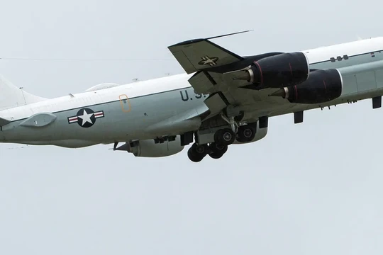 Mỹ điều trinh sát cơ thăm dò siêu tên lửa mới của Nga (Ảnh: The Drive)