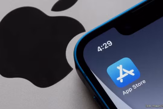 Apple được gia hạn thêm 90 ngày trước khi tiến hành thay đổi chính sách thanh toán trên App Store (Ảnh: Slash Gear)