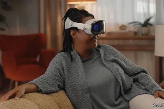 Tua ngược thời gian, trải nghiệm những sự kiện diễn ra trong quá khứ bằng Apple Vision Pro (Ảnh: Slash Gear)