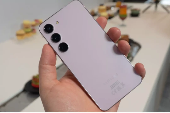 3 mẹo giúp người dùng tối ưu hóa thời lượng pin trên Samsung Galaxy S23 (Ảnh: Tech Radar)