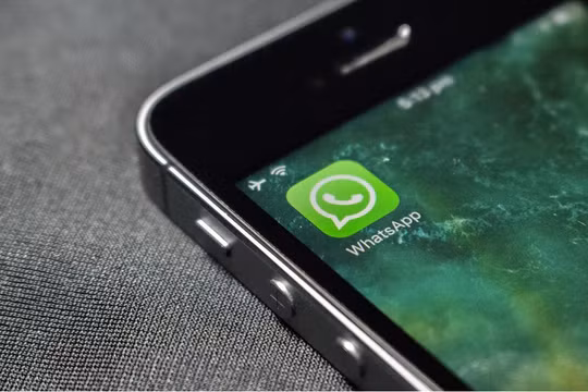 WhatsApp đang thử nghiệm tính năng tin nhắn đọc một lần (Ảnh: Tech Radar)