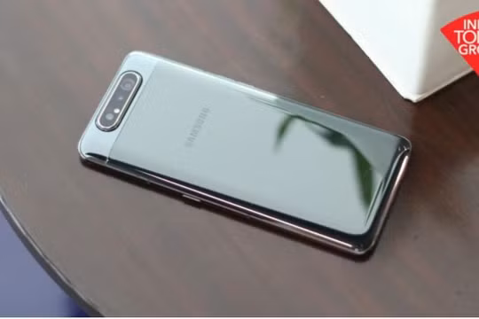 Những chiếc smartphone cận cao cấp tốt trong tầm giá dưới 15 triệu (Ảnh: IndiaToday)