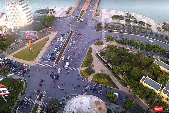 Nút giao thông phía tây cầu Rồng sẽ có 2 hầm chui theo hướng lưu thông từ đường Trần Phú đi Đường 2/9 và hướng lưu thông từ Đường 2/9 đi đường Bạch Đằng.