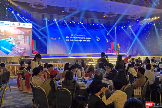 Sáng 21/1, chủ đầu tư “siêu dự án” Khu đô thị River View (phía Nam Đà Nẵng) đã chính thức mở bán giai đoạn 2 dự án ra thị trường.