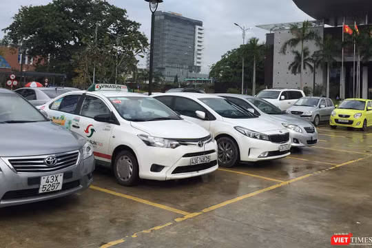 UBND TP Đà Nẵng vừa có văn bản giao nhiệm vụ cho các Sở ban ngành xem xét nghiên cứu, rà soát các vị trí xây dựng bãi đỗ xe tại các khu vực đất trung tâm TP và các khu vực ven biển.