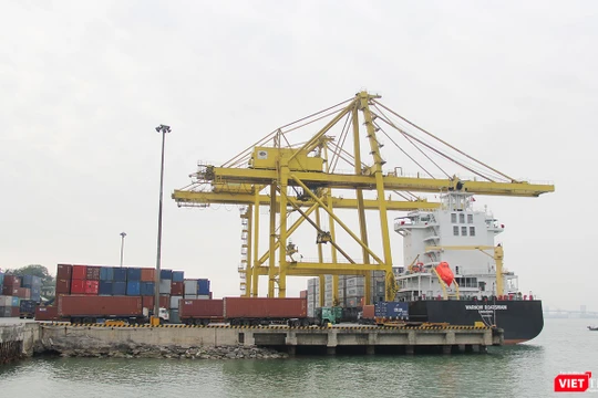 Một góc cảng biển Tiên Sa (Đà Nẵng)