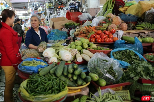 Đề án Thí điểm dán tem QR code kiểm soát đối với một số sản phẩm thực phẩm sản xuất trên địa bàn đang tiêu thụ tại chợ Hàn đã hoàn thành và cung cấp 1,4 triệu tem điện tử QR code cho thương nhân.